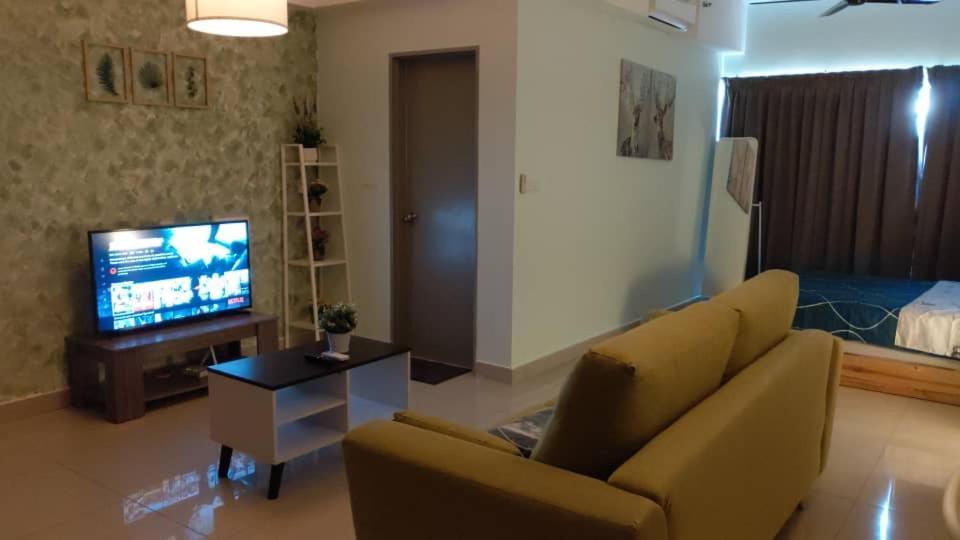 Cozy Studio Unit,Cyberjaya,Wifi, Netflix,Free Parking エクステリア 写真