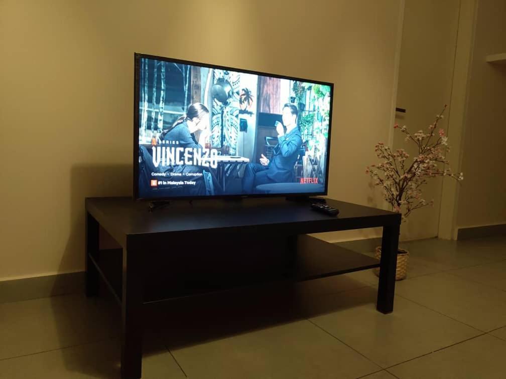 Cozy Studio Unit,Cyberjaya,Wifi, Netflix,Free Parking エクステリア 写真
