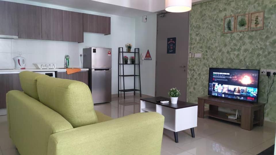 Cozy Studio Unit,Cyberjaya,Wifi, Netflix,Free Parking エクステリア 写真